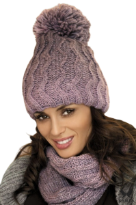 LUISA czapka damska rozowa