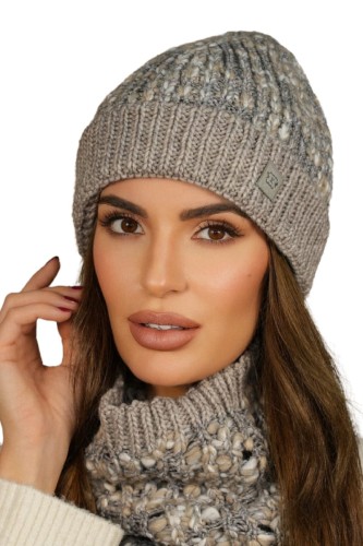 MORELA barwna młodzieżowa czapka z wywinieciem  kolor ciemny beżowy