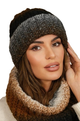 BLUES ZIMOWA CZAPKA DAMSKA KOLOR KARMELOWY