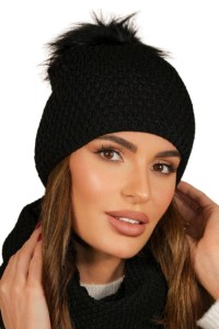 Czapka damska RUBBI zimowa kolor czarny
